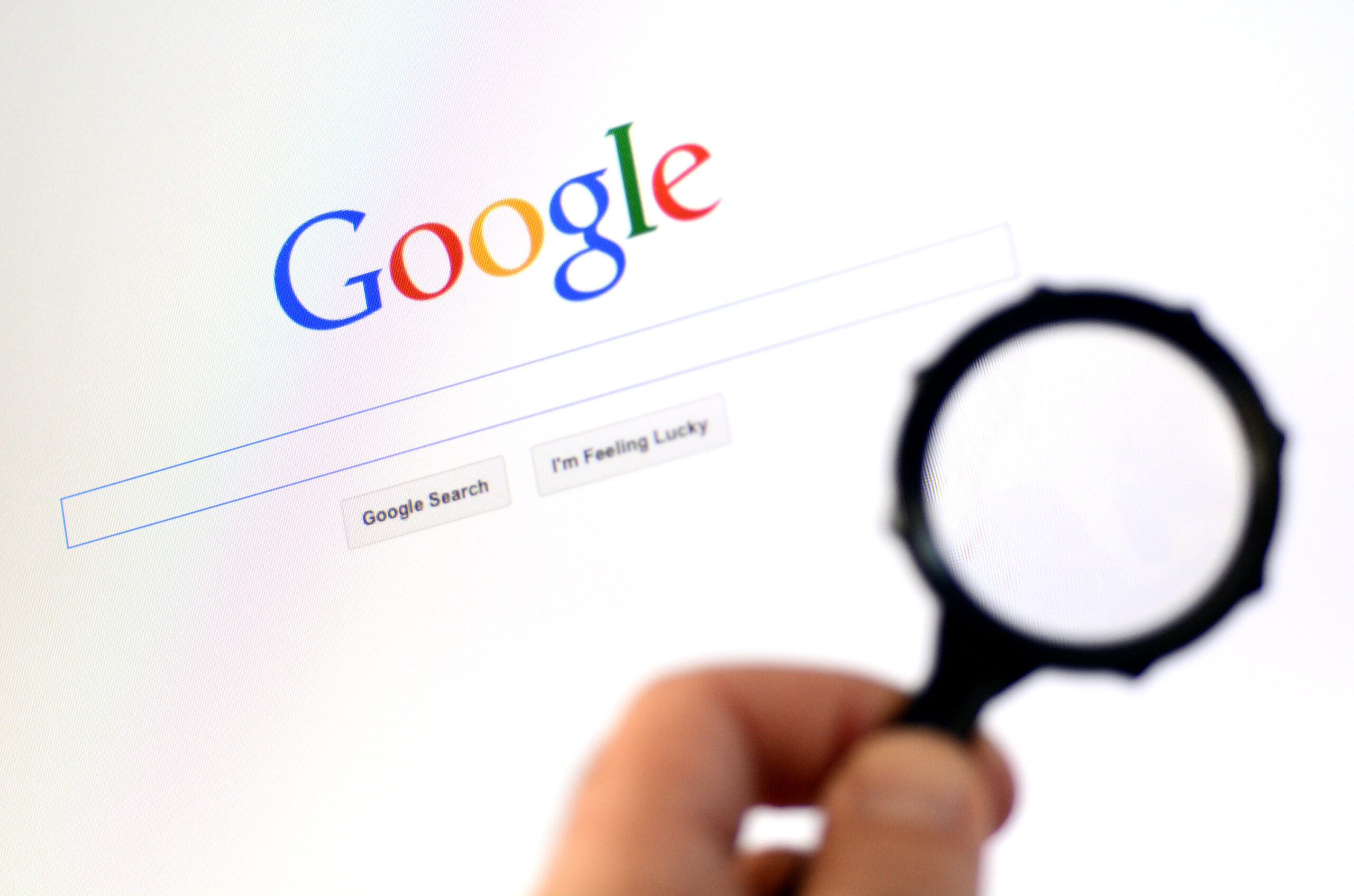 Google schimbă rezultatele căutărilor în Europa. Compania avertizează asupra efectelor