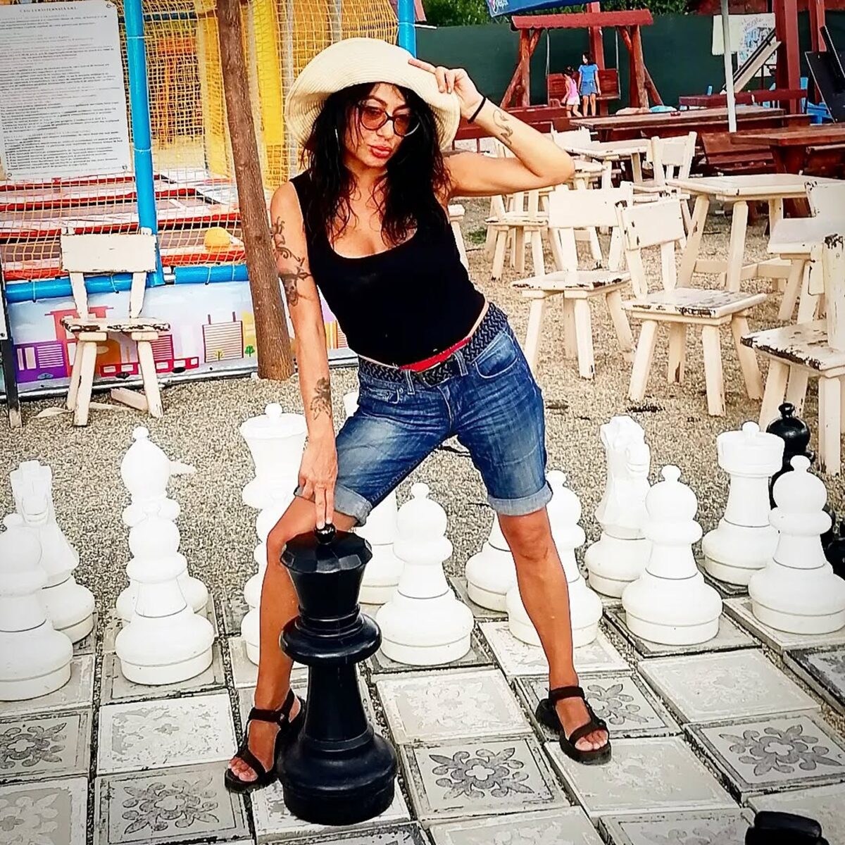 Ce s-a întâmplat cu pisicile Ioanei Popescu. Unde au ajuns animăluțele