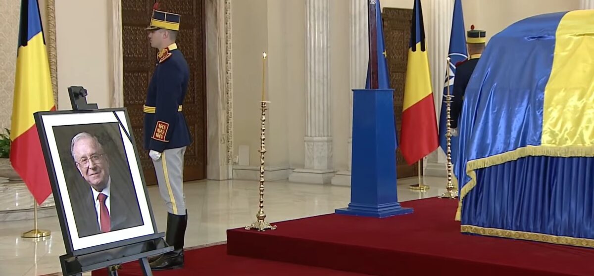 Cum arată mormântul lui Iliescu, la o lună de la moartea sa