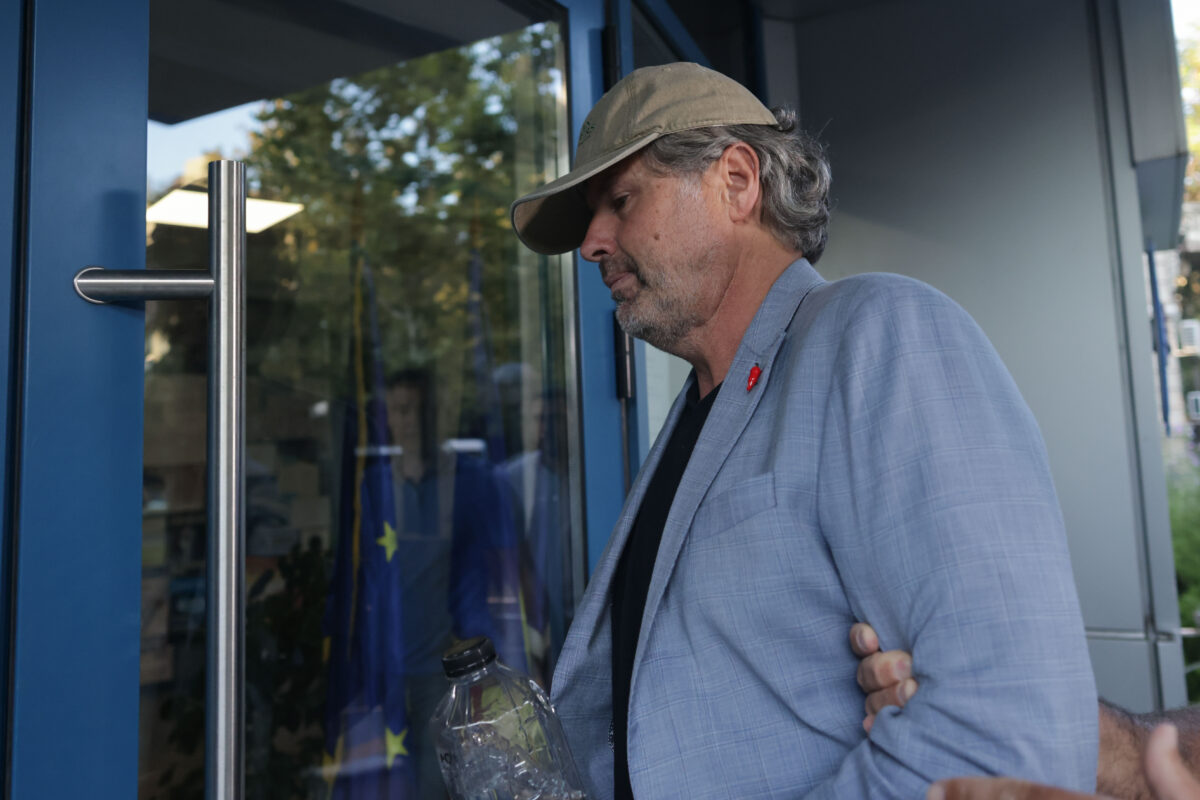 Jurgen Faff și un alt administrator al companiei Fly Lili, plasați sub control judiciar pentru evaziune fiscală