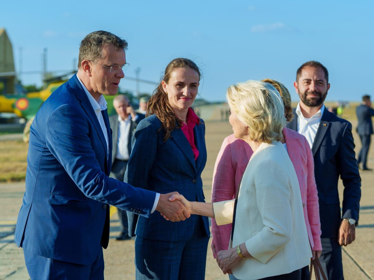 Ionuţ Moşteanu, după vizita Ursulei von der Leyen: Am discutat despre finanţare europeană pentru o nouă dană militară