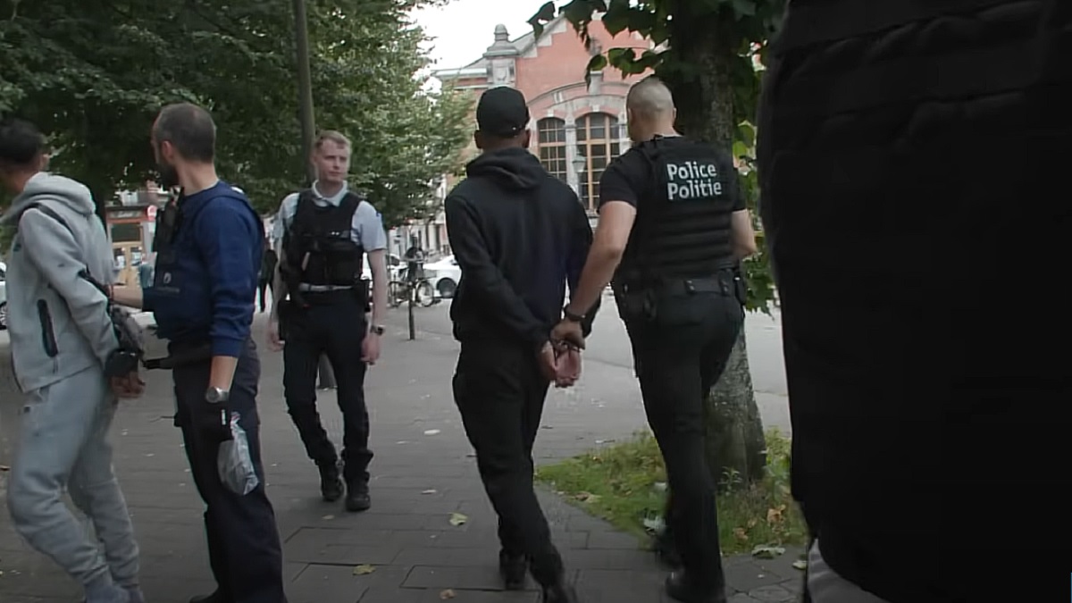 Criză de securitate la Bruxelles. Soldații, pregătiți să intervină