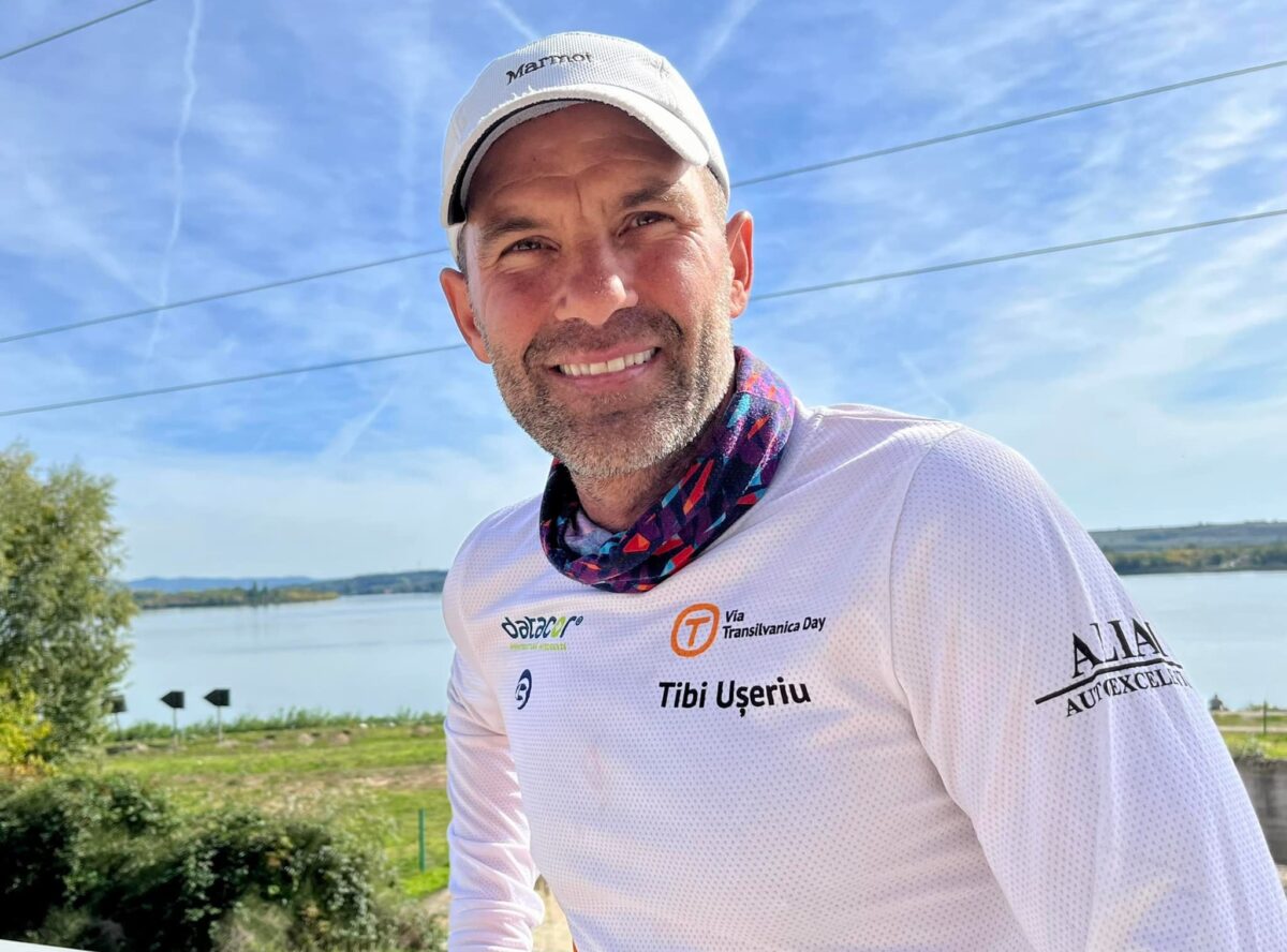 Tibi Ușeriu reface traseul legiunilor romane. Va alerga de la Columna lui Traian până la Drobeta-Turnu Severin