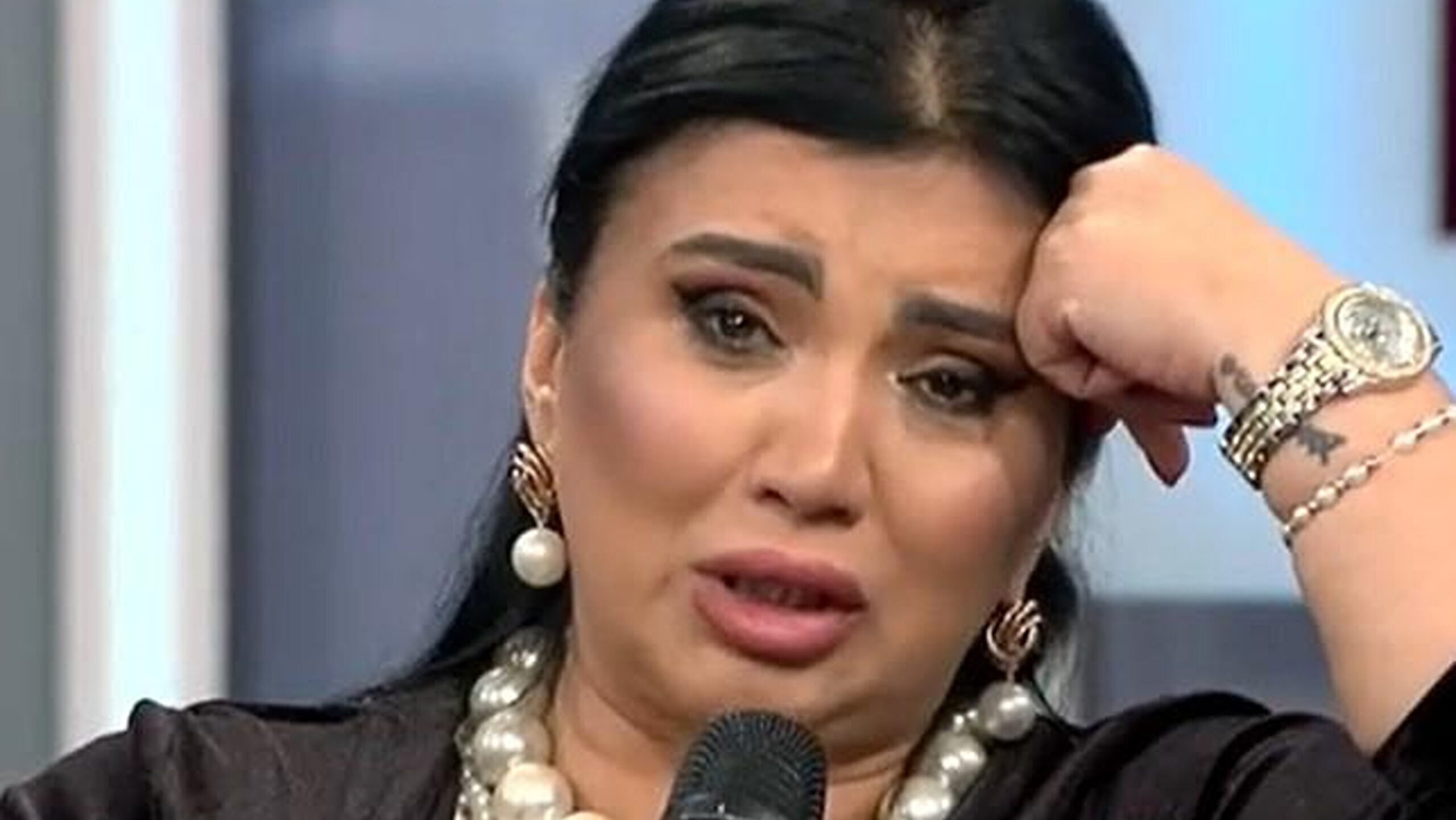 Adriana Bahmuțeanu, acuzată de grup infracțional organizat. Un medic și un psiholog, ceilalți doi vizați