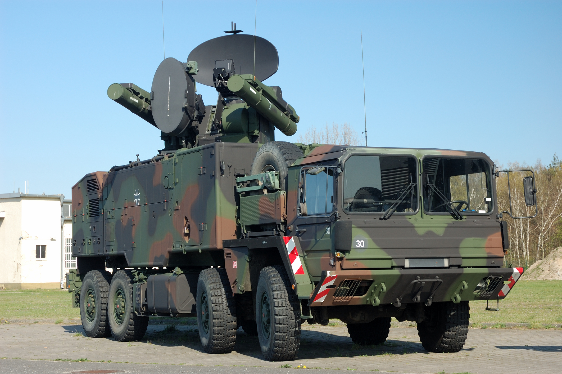 apărare militară