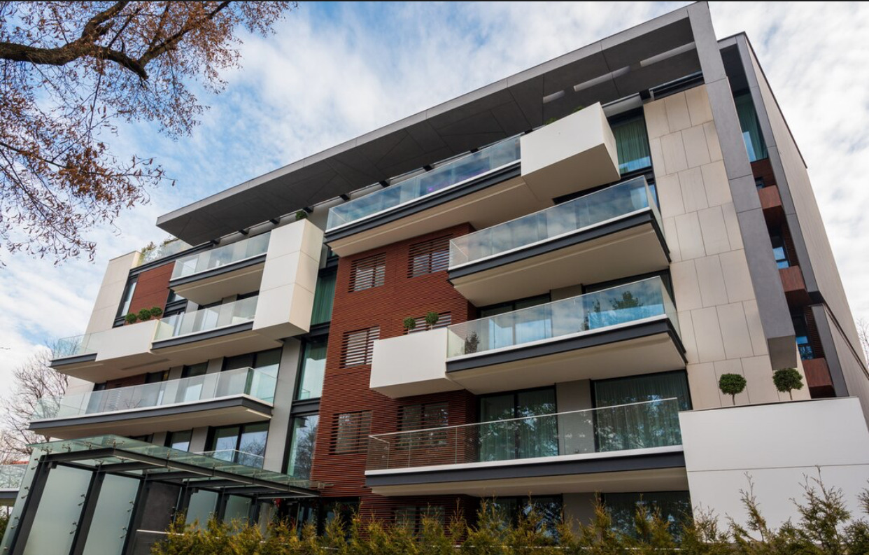 Cum a fost afectată piața imobiliarî de incertitudinile clasei politice. Numărul tranzacțiilor a scăzut în semnificativ în ultimul an