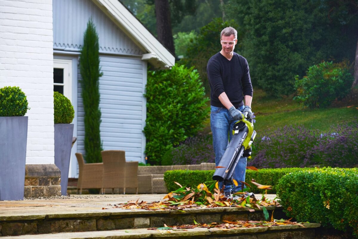 Amendă uriașă pentru românii din Germania care încalcă regulile din gospodărie