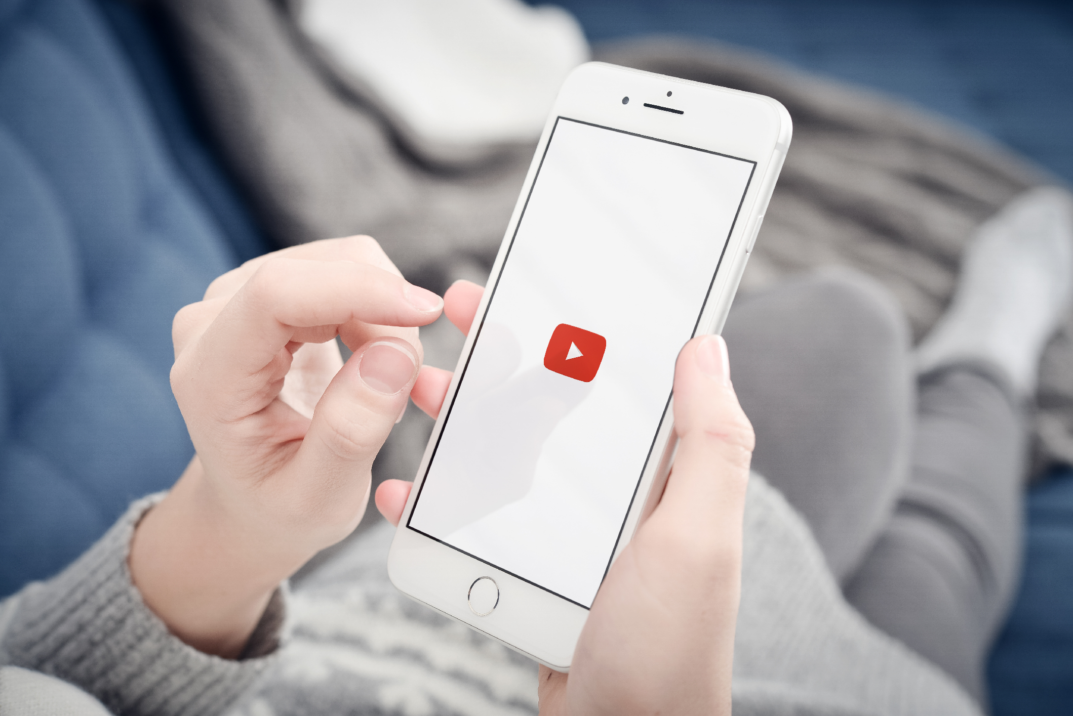 Datele din iPhone, expuse din cauza aplicațiilor vulnerabile. Ce trebuie să știe utilizatorii