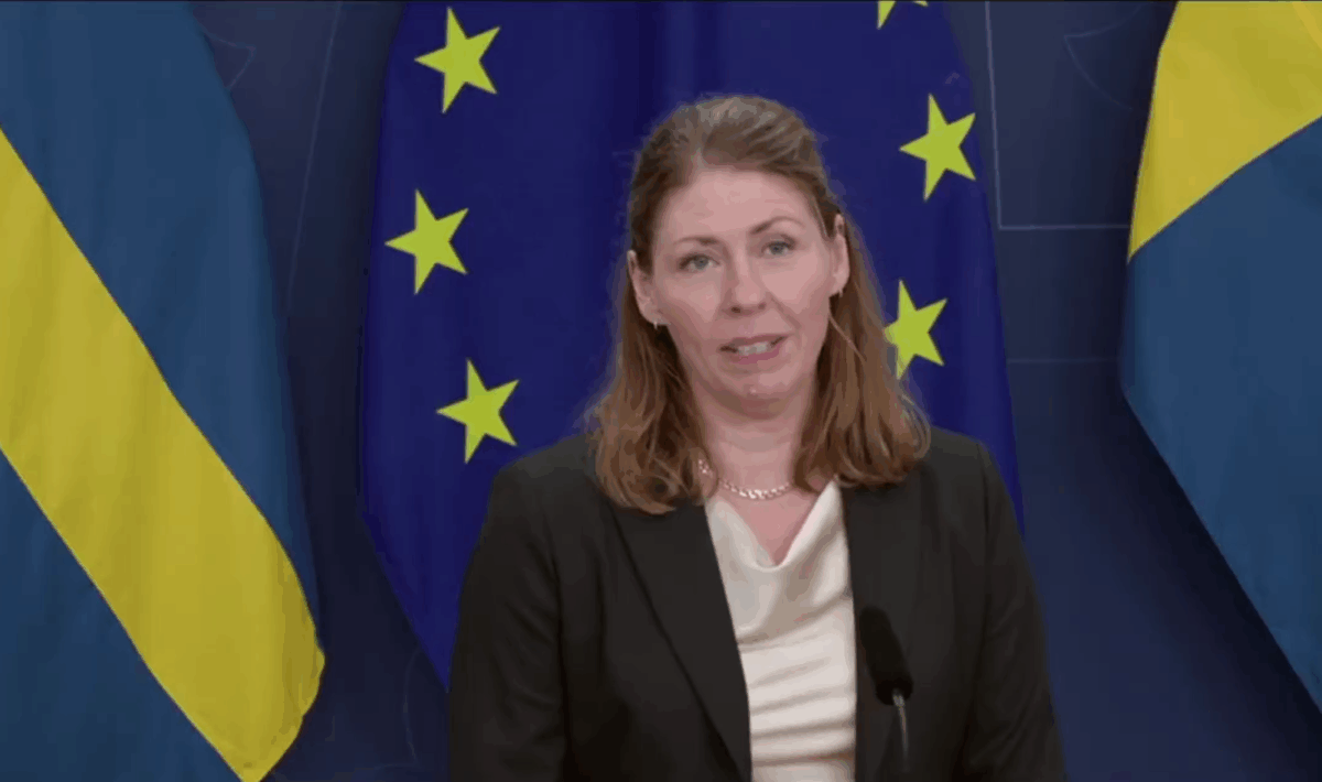 Noul Ministru al Sănătății din Suedia a leșinat la prima conferință de presă