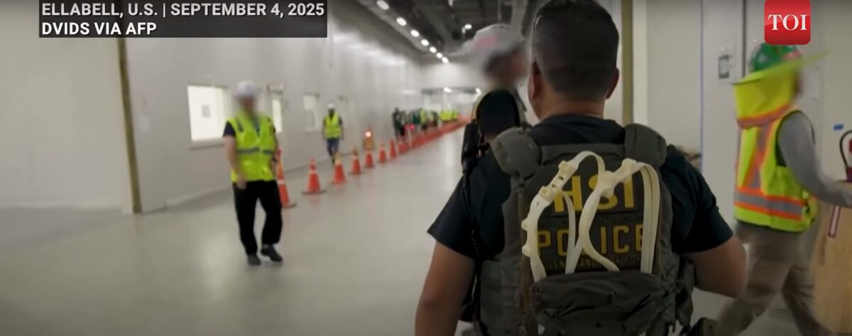 Coreea de Sud își repatriază muncitorii reținuți în SUA. 300 de persoane vor fi aduse cu un avion charter