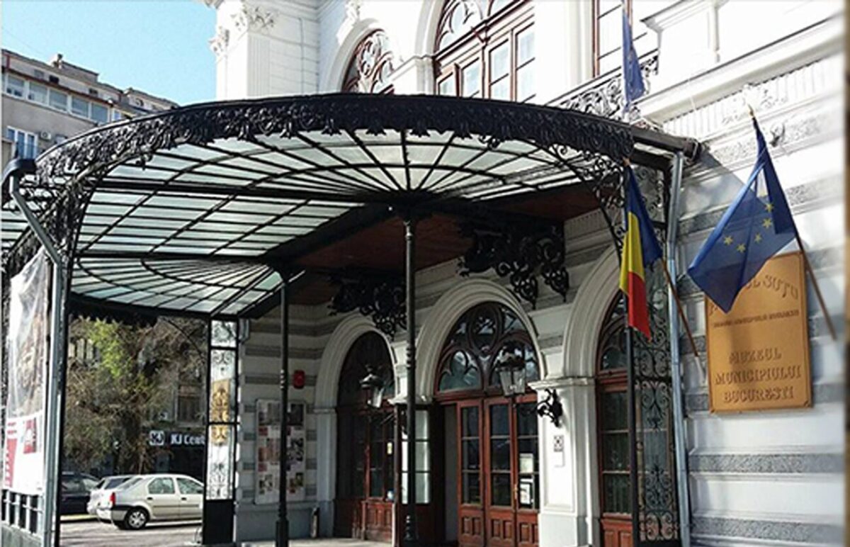 Muzeul București acuză organizatorii ArtSafari de ocuparea abuzivă a Palatului Dacia