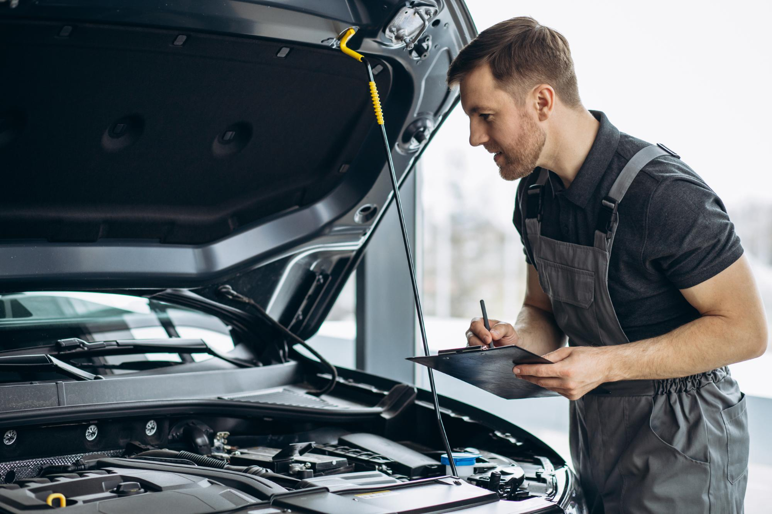 Cele mai ciudate defecțiuni auto. Top 10 lucruri la mașina ta ce par inexplicabile
