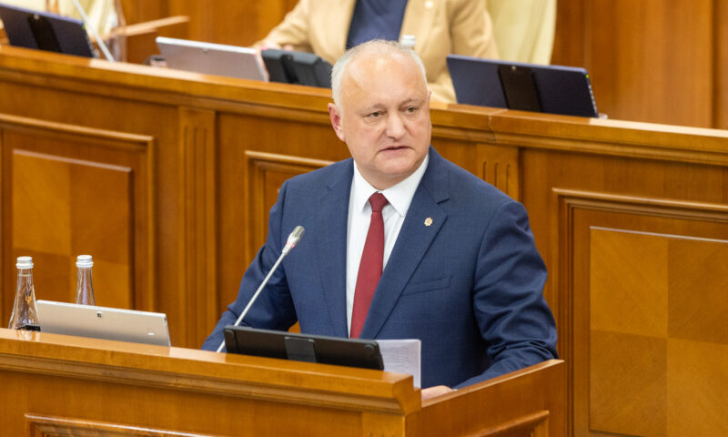 Ce salariu încasează Igor Dodon în Parlament. Liderul PSRM atacă dur veniturile uriașe de la Banca Națională a Moldovei