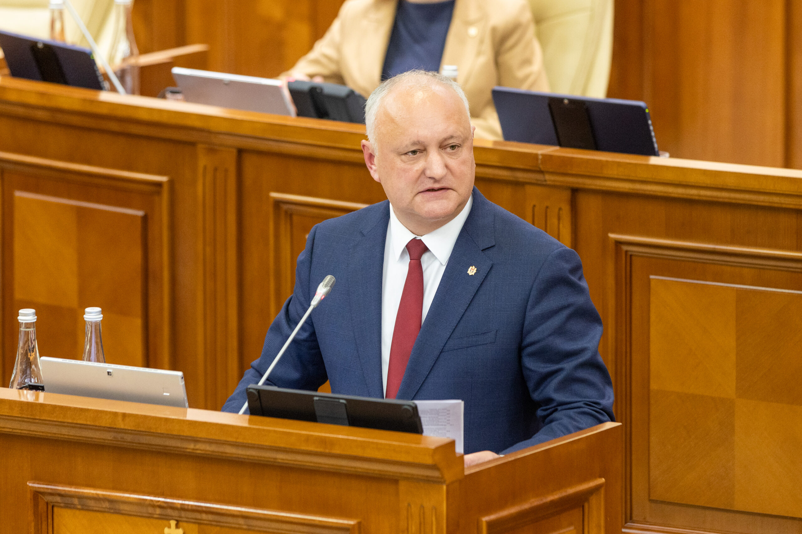 Ce salariu încasează Igor Dodon în Parlament. Liderul PSRM atacă dur veniturile uriașe de la Banca Națională a Moldovei