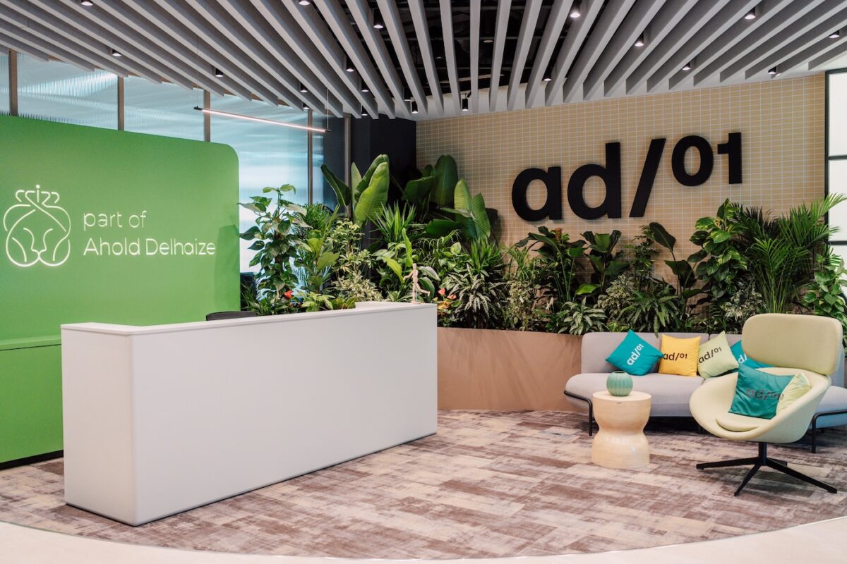 Compania AD/01 caută noi angajați în mai multe domenii tehnologice