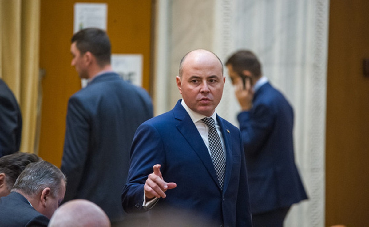 PNL Iași susține că primarii PSD nu au venit la întâlnirea cu Bolojan pentru că ar fi fost amenințați