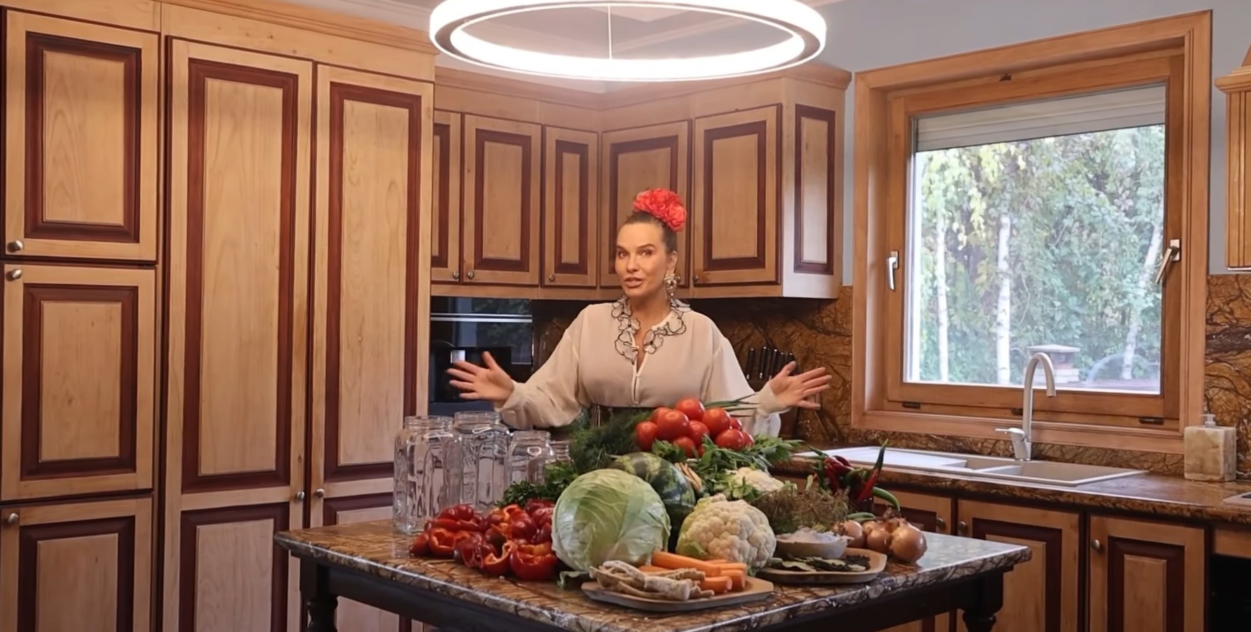 Rețeta de roșii marinate a Annei Lesko. Borcanul gustos al iernii