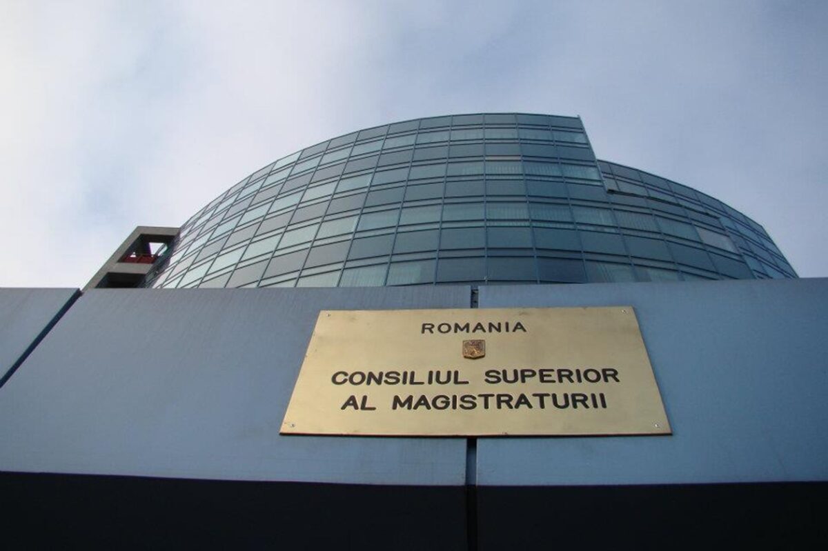 Salariile din CSM. Cât câștigă conducerea și personalul asimilat, potrivit datelor oficiale