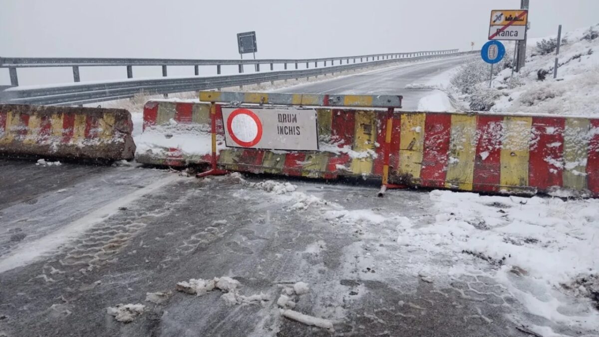 Drumuri închise și restricții de circulație pe DN 1 luni dimineață. Recomandări pentru șoferi