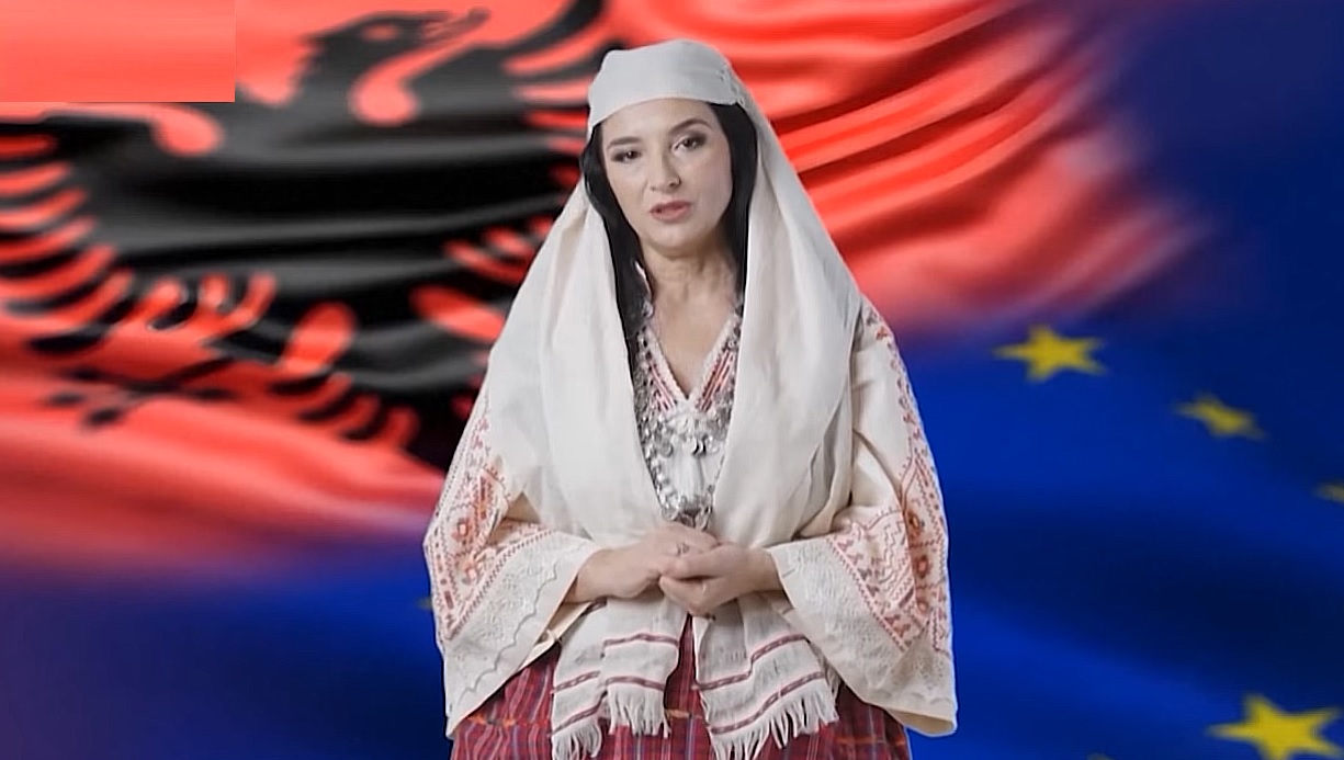 Diella, ministrul AI al Albaniei, „însărcinată” cu 83 de asistenți virtuali