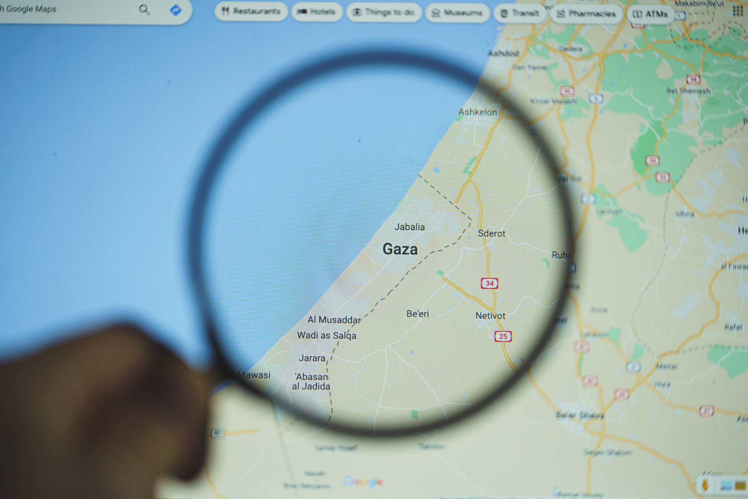 Schimbare în Fâșia Gaza. Guvernul local s-a dizolvat pentru a lăsa locul comitetului tehnocrat susținut de Donald Trump