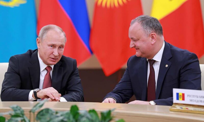 Igor Dodon folosește Ziua Constituției pentru a reîncălzi minciunile Kremlinului. Adevărul despre gazele rusești