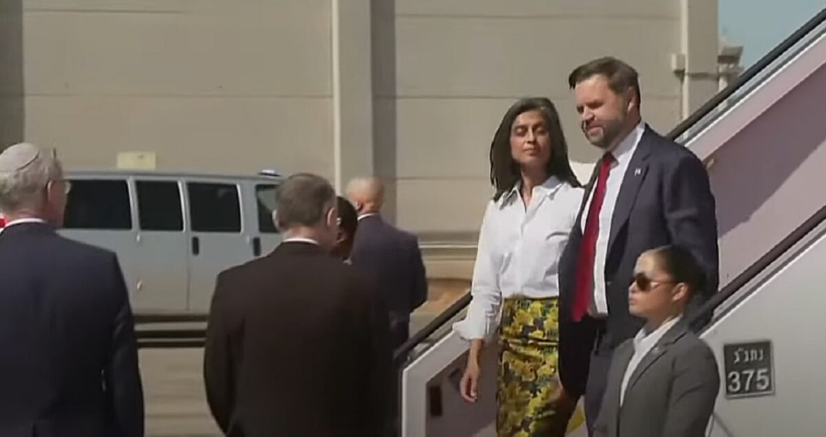 JD Vance speră ca soția sa să facă marele pas și să se convertească la creștinism