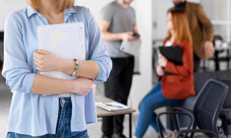 Legea salarizării intră într-o nouă etapă. Miza pentru veniturile angajaților din sistemul public