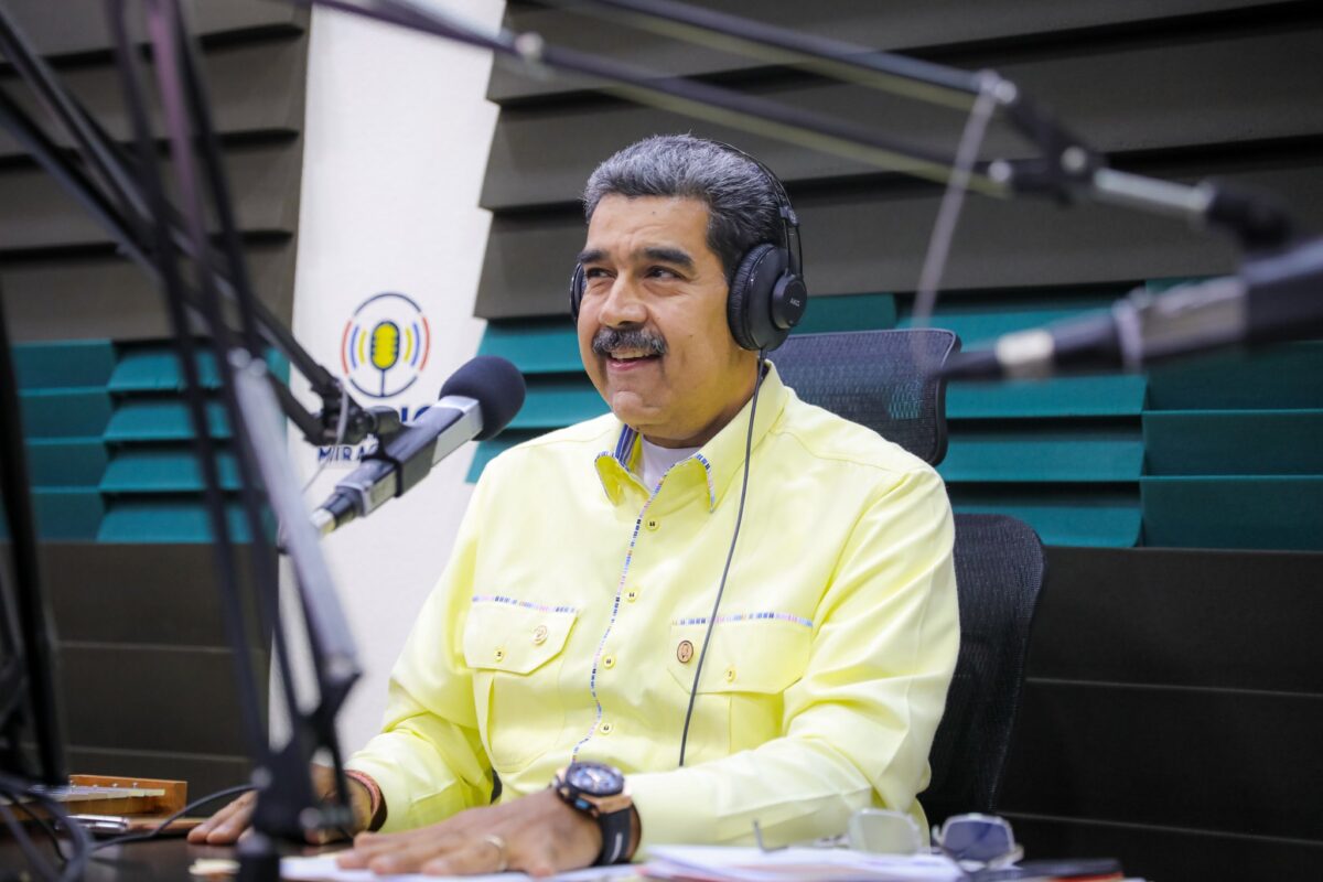 Prima imagine cu Nicolas Maduro capturat. Liderul este în drum spre SUA