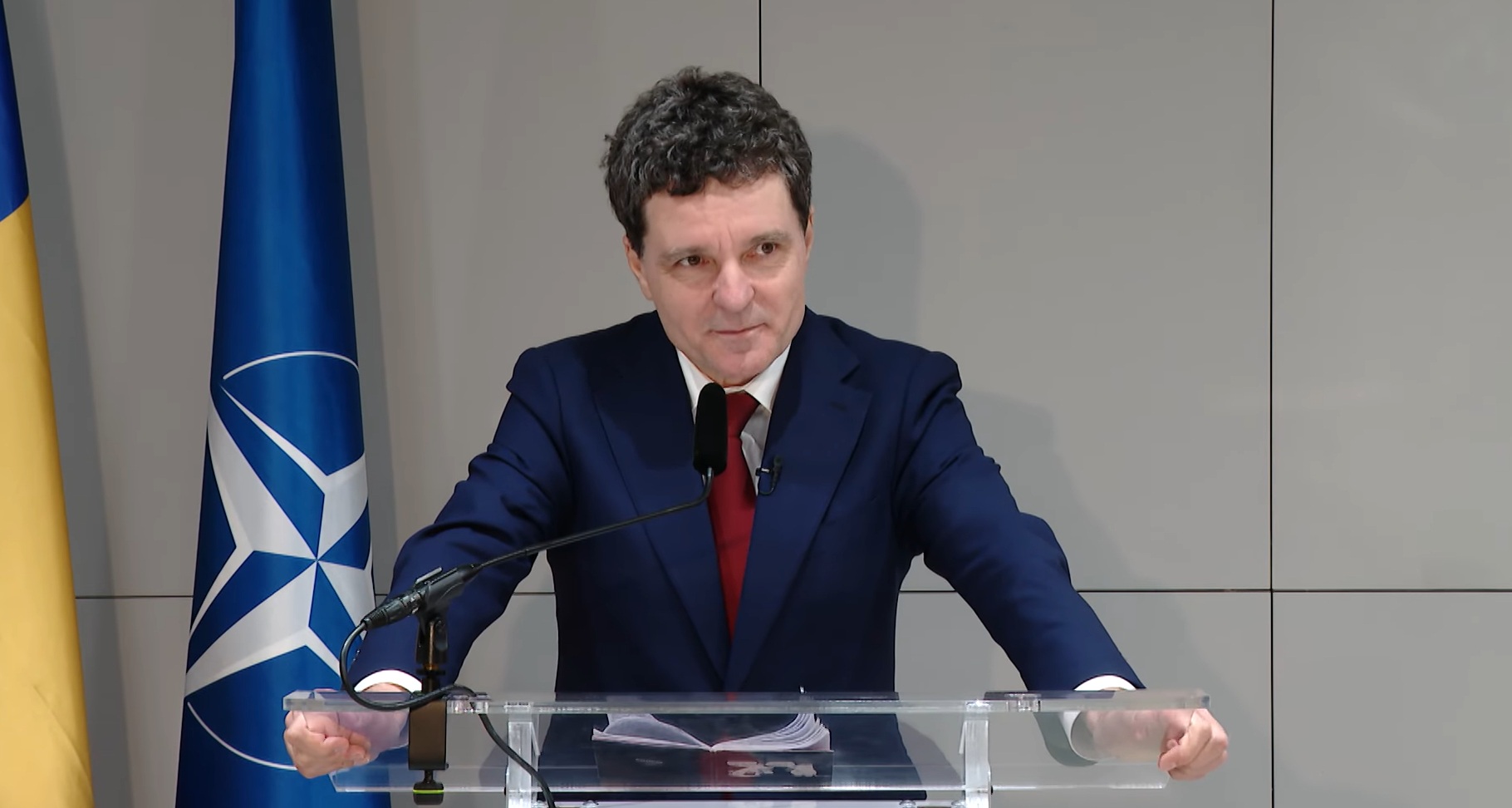 Nicușor Dan pregătește un raport despre serviciile secrete și implicarea lor în alegeri