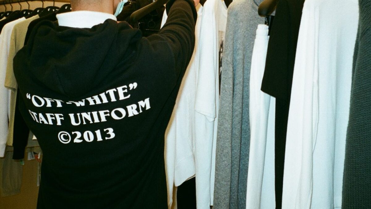 Brandul de haine care a cucerit generația Z. Un tricou costă 1000 de euro