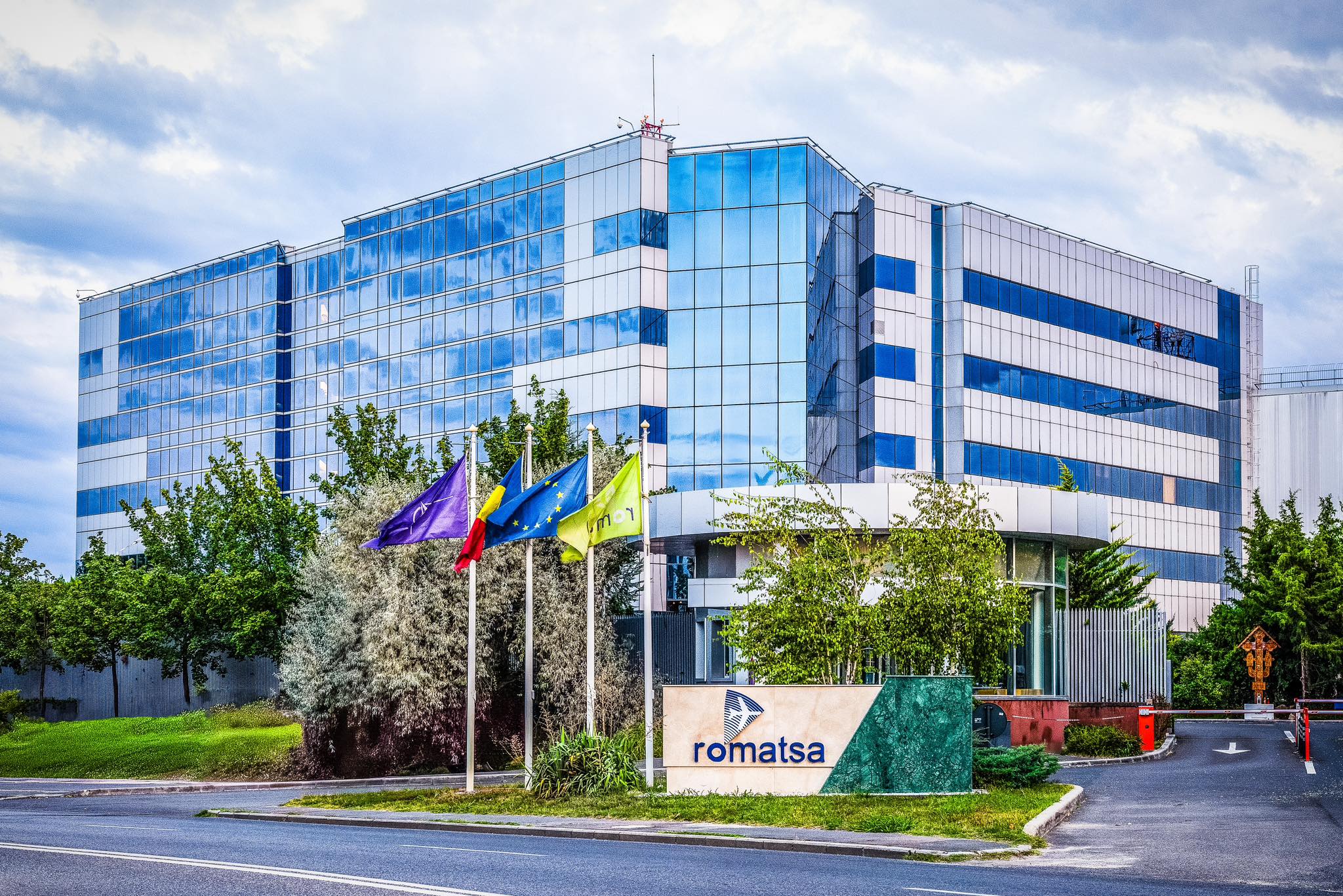 Poprire de peste 3,4 miliarde de lei asupra sumelor ROMATSA, în dosarul Pfizer. Regia spune că zborurile nu sunt afectate