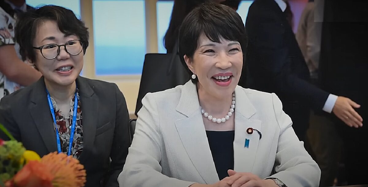 Prima femeie premier a Japoniei: Bate la tobe îi place rockul și a s-a căsătorit la telefon