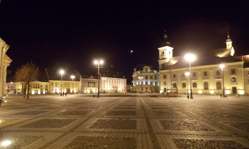 Descoperire istorică la Turnul Sfatului din Sibiu: O capsulă a timpului veche de peste un secol, găsită în timpul lucrărilor de restaurare