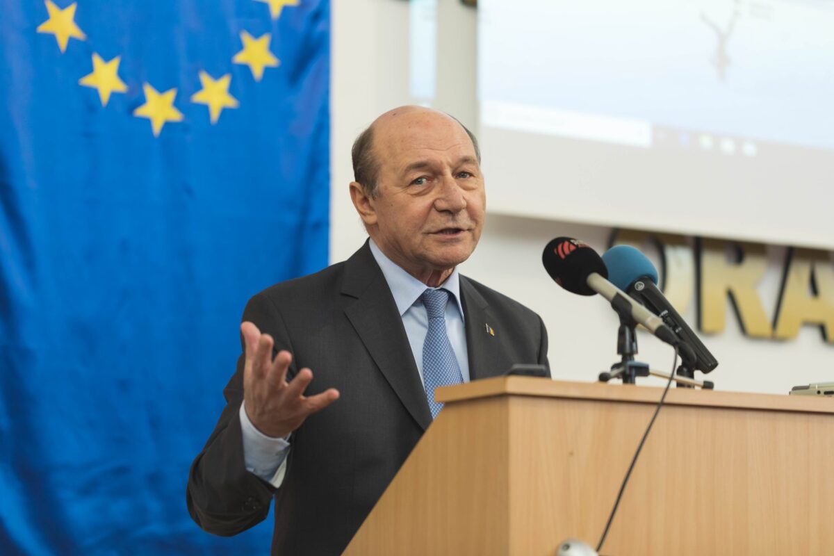 Traian Băsescu nu crede în ordonanța privind piața carburanților: Nu se va simți. Prețurile vor continua să crească