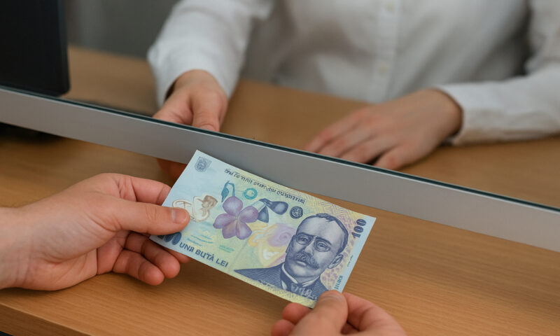 Schemă de înșelăciune cu entități ezoterice în Iași. Victima a pierdut peste 440.000 de lei
