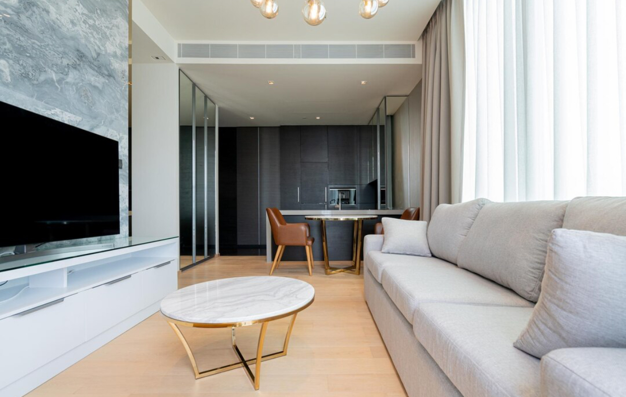 Garsonierele din Herăstrău, mai scumpe decât o vilă în Tenerife. Prețurile au explodat