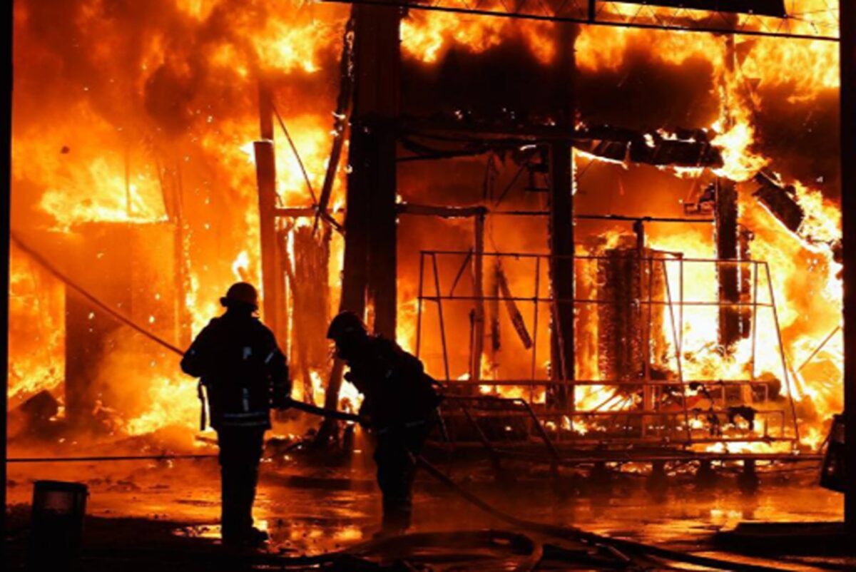 Rusia a lansat un atac cu bombe asupra orașului Harkov din Ucraina