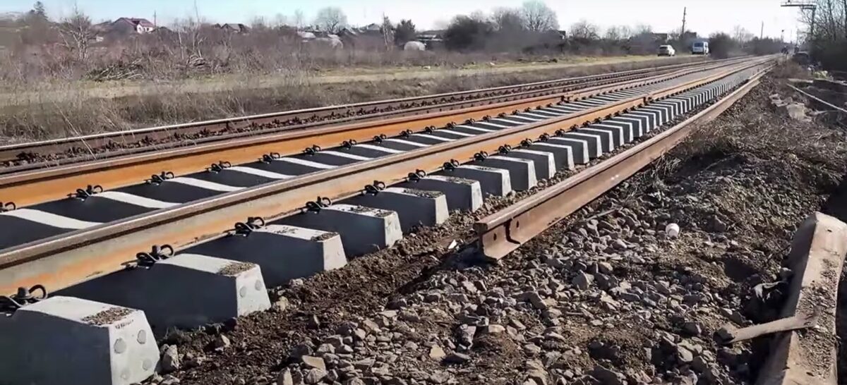 Haos pe CFR, între Roșiori și Atârnați. Traficul feroviar, suspendat