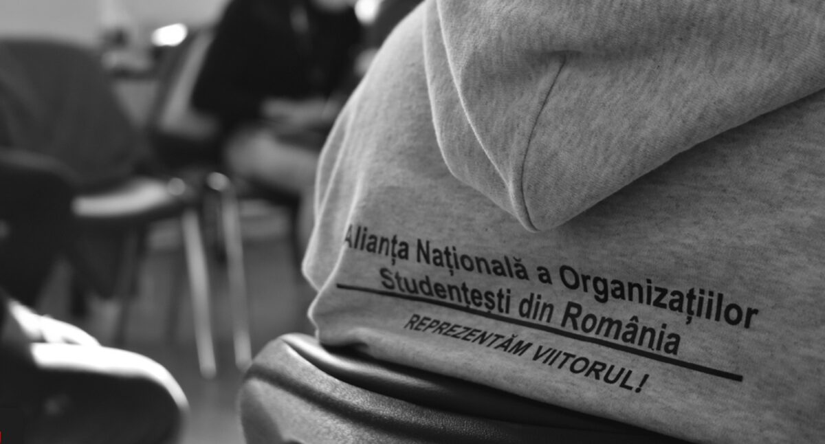 ANOSR cere Ministerului Educației dezbatere publică despre profesorii hărțuitori