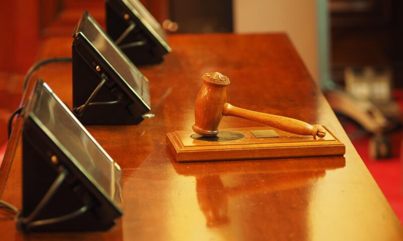 Grevă în Justiție, azi 08-12.00. Activitatea în instanțe și parchete, suspendată joi. Grefierii protestează