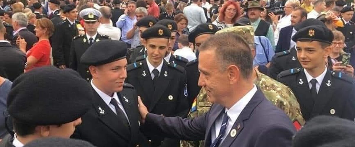 Mihai Fifor, atac la Bolojan: A lovi sistemul de educație este un atentat cu sânge rece