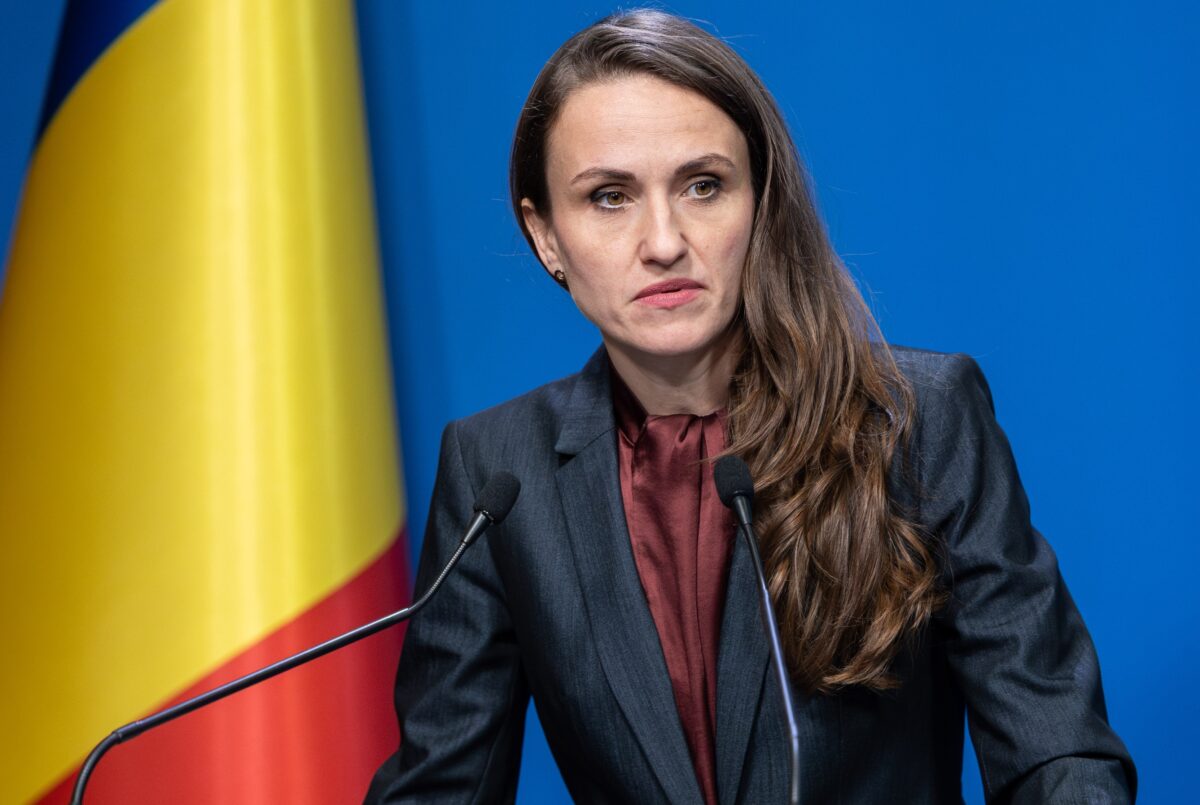 Oana Țoiu a refuzat să răspundă clar dacă a lăsat-o pe fata lui Ponta în Dubai: Apartenența politică nu devine criteriu pentru evacuări