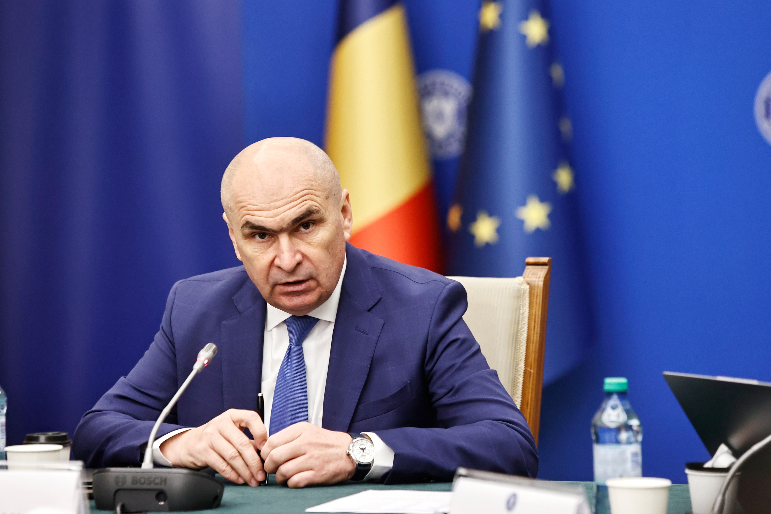 Ilie Bolojan, sub lupa unui jurnalist celebru: „Ori este grav bolnav, ori este dirijat de o putere străină”. Exclusiv