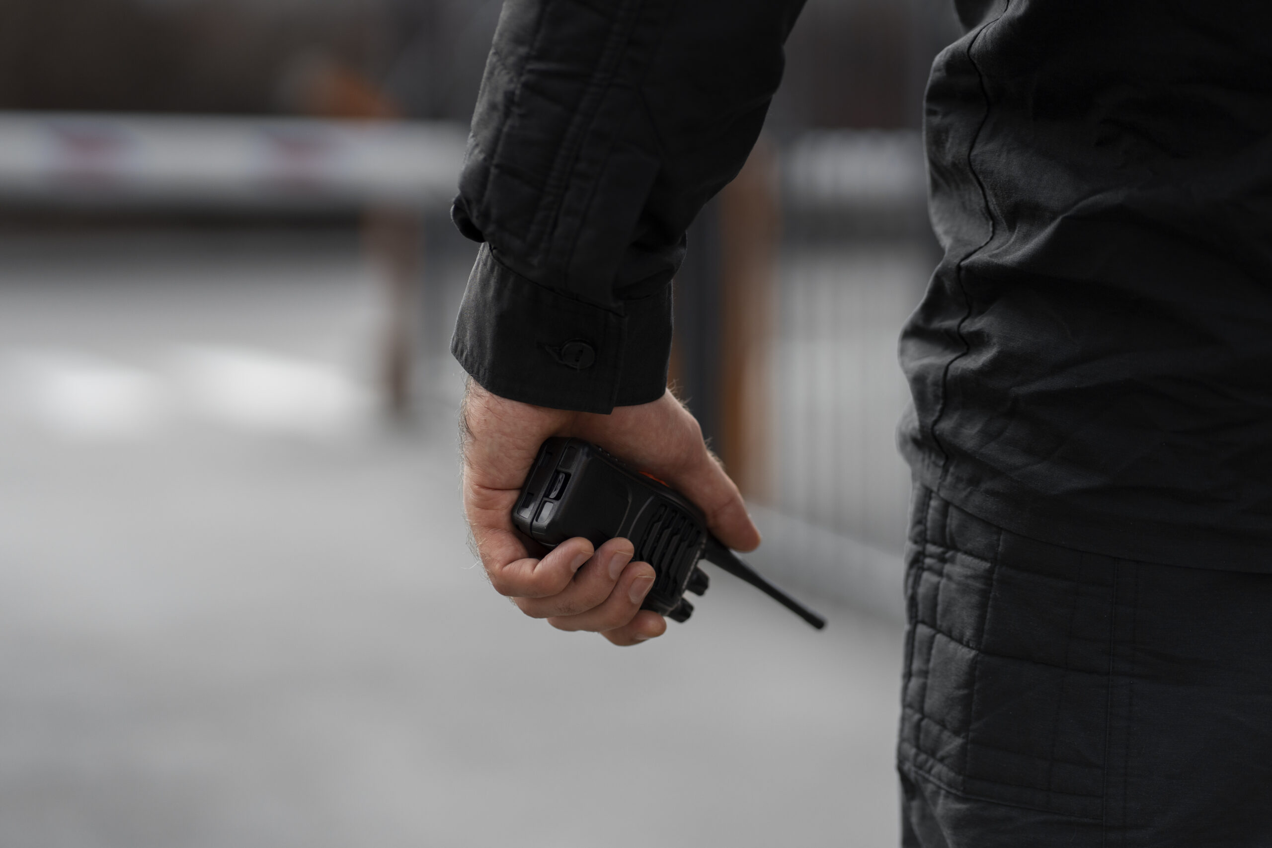 Ofițer de la Școala de Poliție din Câmpina, arestat pentru tentativă de abuz asupra unui elev