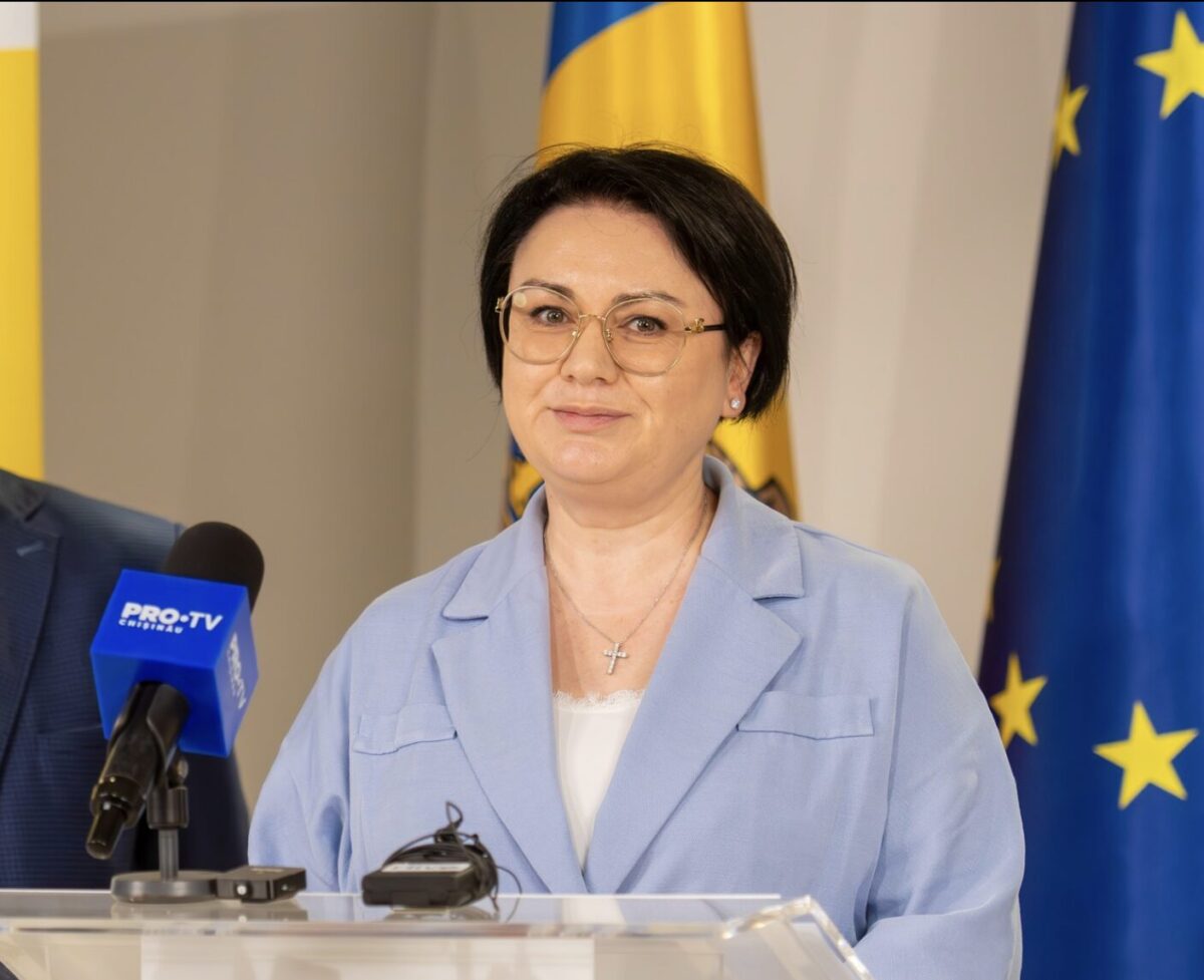 Deputată din majoritatea parlamentară a renunţat la mandat. Ar fi primit bani de la Ilan Şor