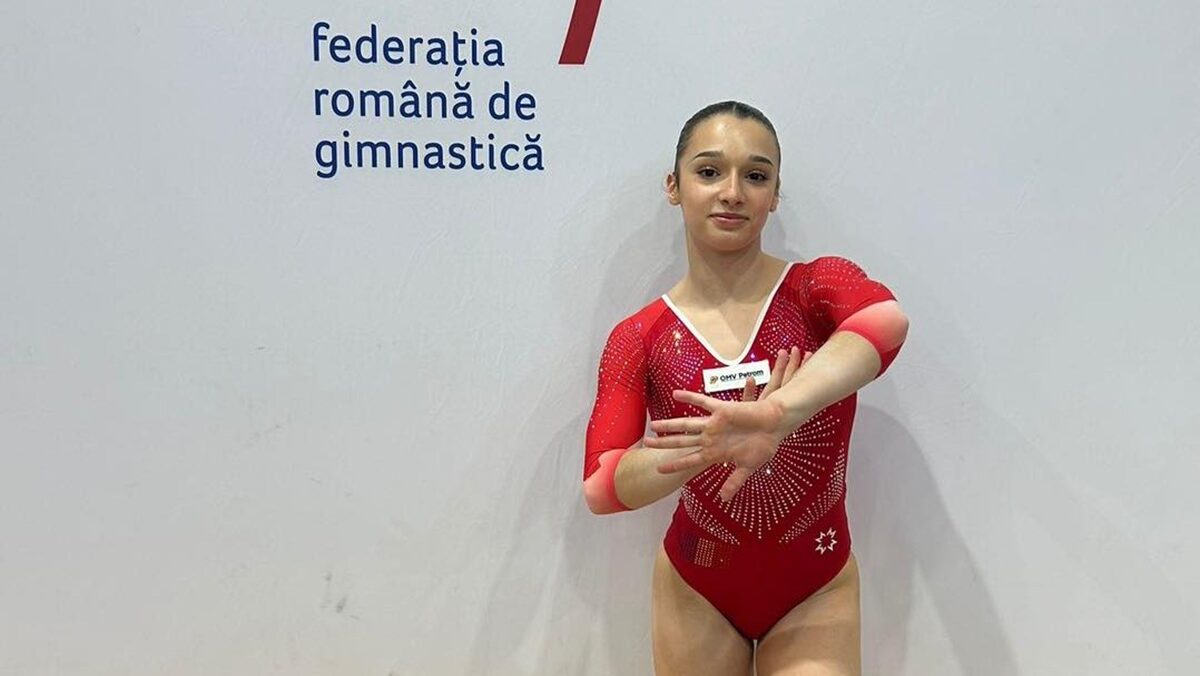 Alexia Blănaru a câştigat medalia de bronz la sărituri la Campionatul Mondial de junioare de la Manila