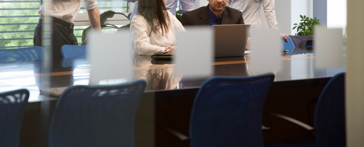 Poate sau nu angajatorul să impună momentul concediului. Ce spune legea