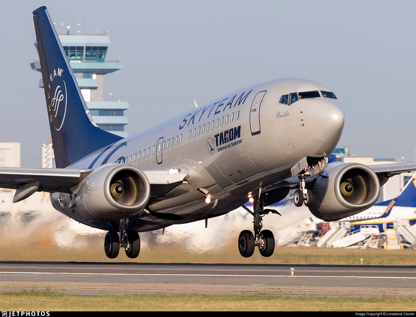 Aterizare Tarom
