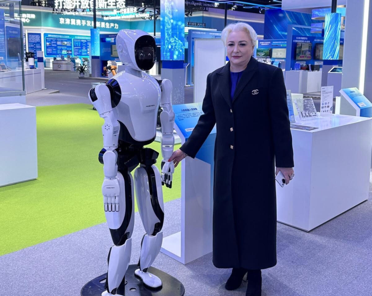 Viorica Dăncilă, o nouă vizită în China. Cum s-a lăsat fotografiată